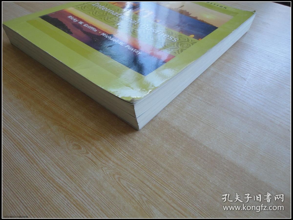 16开厚册 《International Business》 见图