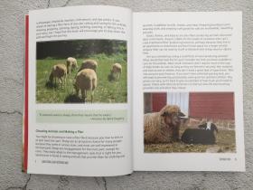 The Good Living Guide to Keeping Sheep and Other Fiber Animals: