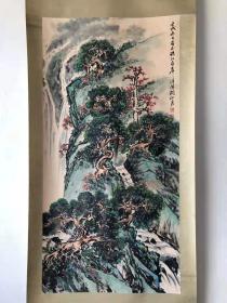 关山月 四尺立轴  山水
尺寸:210×87厘米
编号:XH739510