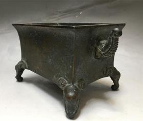 明清时期老包浆纯铜象鼻方炉铜香炉