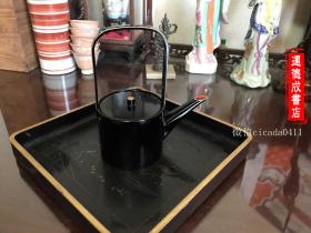 H-0187回流美术 日本茶道具 茶器  漆器 根来涂 树脂胎 大漆 黑涂 长直流  提梁壶 现代感极强的艺术实用器 不带茶盘/高15厘米
