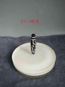 少见清代藏传九眼天珠.