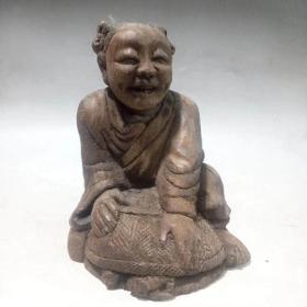 沉香木人物，高12cm，宽9cm