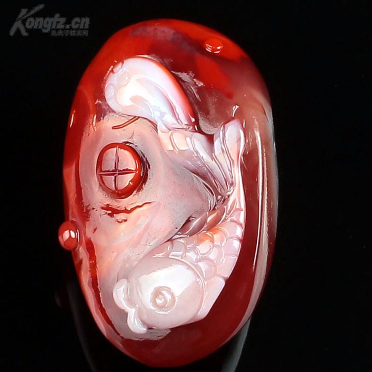 纯天然柿子红南红玛瑙巧雕鲤鱼吊坠