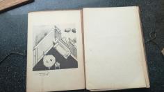 16）昭和四年（1929年）活页50页《建筑写真类聚  洋风窗》第四期一册全。