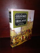 The Oxford Illustrated History of Ireland 【牛津插图爱尔兰史 精装带护封 铜版印 近全新】