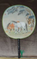 张文群，陕西国画院副院长，团扇，熟绢，作者合影（保真）