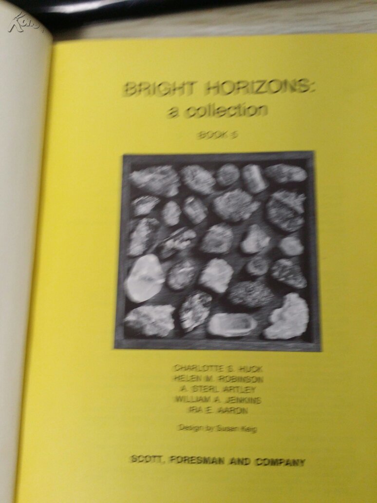 BTIGHT HORIZONS:a collection（内有安徒生童话《丑小鸭》英文）