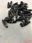 老玛瑙珠子32个