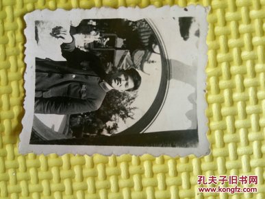 六十年代，老照片，上有写桂林公园，1961，4，9。