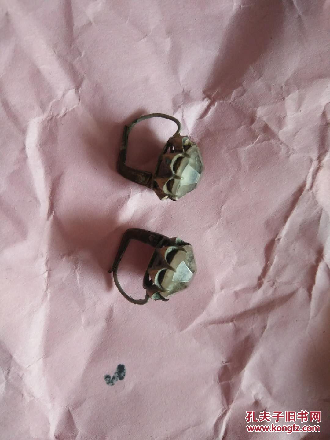 清代镶宝石耳环一对