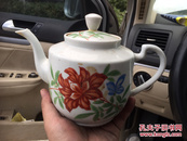解放初期的茶壶，较大，品好，有民国风雅，清不绝俗。