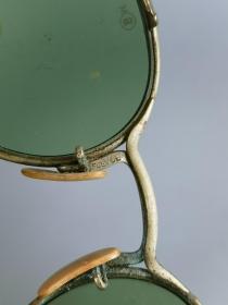 绿色水晶平镜071