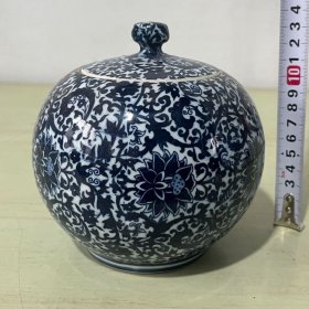 赔钱处理青花缠枝花卉老瓷罐.283