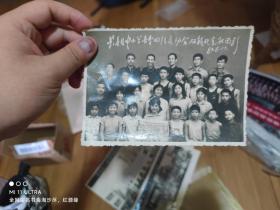 81年长寿县中小学春季田径运动会代表队留影