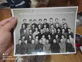 83年成都市机械工程学会机械制造工艺专科班毕业留影