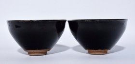 宋建窑天目盏一对，高7.4×13厘米