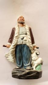 Z553 · 牧羊人 · 陶瓷摆件 · 美一002 · 尺寸：27*17*10厘米