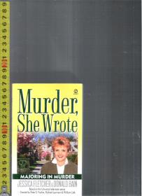 原版英语小说 Murder,She Wrote --Majoring in Murder / Jessica Fletcher【店里有许多英文原版书欢迎选购】