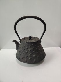 日本南部铁器宝生堂鬼霰纹铁壶 富士山形 日本老铁壶 南部宝生堂款DF-019