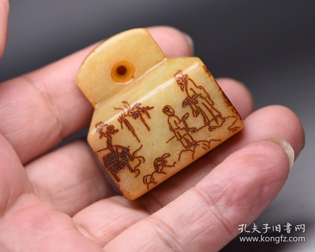 和田玉玉印
规格：3.7x3.5x2.5cm   重67克