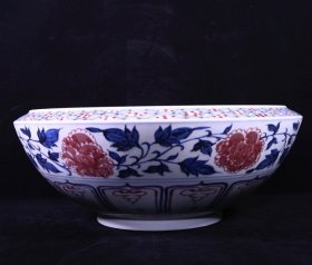 元青花釉里红缠枝花卉麒麟纹折边大碗，高16.5×42厘米