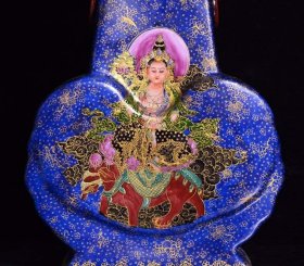 清雍正珐琅彩描金唐卡纹象耳瓶，高25.8×16厘米