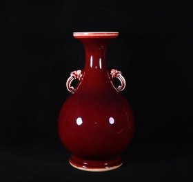 清康熙郎窑红双耳瓶，高29.5×17厘米