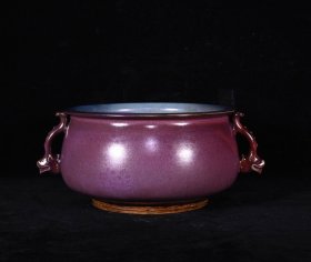 宋钧窑玫瑰紫釉蚯蚓走泥纹(淳祐款)双耳炉，高10.8×23厘米