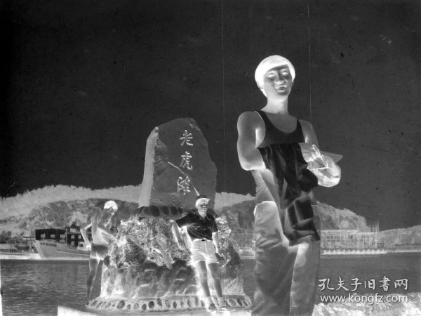 【老底片】海边的男子（96253）