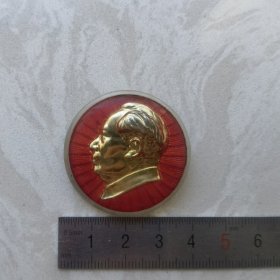 红色纪念收藏毛主席像章胸针徽章包老物件塑料红太阳