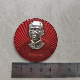 红色纪念收藏**时期毛主席像章敬祝毛主席万寿无疆套散1枚