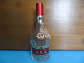 五粮液空酒瓶