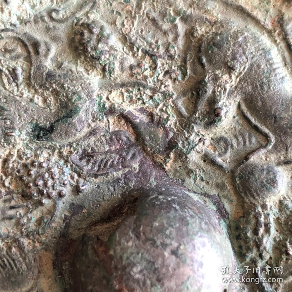 唐代海兽葡萄纹青铜镜