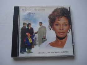 Whitney Houston the prechers wife  老CD碟片1碟。只发快递，发货前都会测试。确保正常播放才发货。请放心下单。详见书影）带回家放在我房间写字台上捆扎2024.4.4上传，此件商品2024.6.10日后发货。