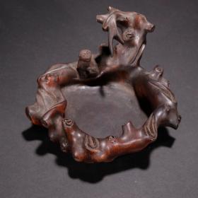 旧藏·紫檀木树纹灵猴笔舔