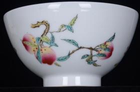 旧藏 粉彩花卉石榴碗