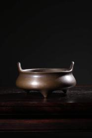 清“大明宣德年制”款冲天耳铜三足炉