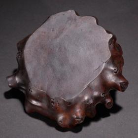 旧藏·紫檀木树纹灵猴笔舔