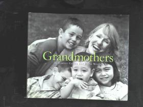 Grandmothers （祖母）英文原版