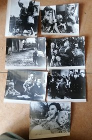 老电影剧照：三毛流浪记 (1949)，国产喜剧儿童片原剧照7张，导演: 赵明 / 严恭/编剧: 阳翰笙/主演: 王龙基 / 关宏达 / 林榛 / 高依云 / 汪漪