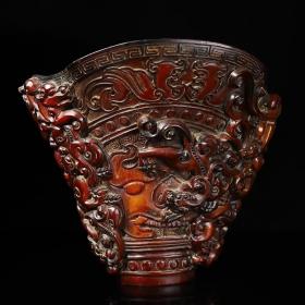 民藏牛角雕刻饕餮纹团螭龙牛角爵杯摆件，独具匠心，罕见孤品，长18.8厘米宽16厘米高15厘米，重1110克，