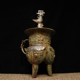 铜——铭文元斝（jia）
直径17cm高2.5cm
重5.1斤