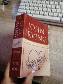JOHN IRVING