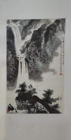 车天德 【终生保真】【惠友精品】【已立轴装裱】 (1936-2014)，山东青岛人，山东教育出版社总编室副主任、编审，画家， 擅长中国画。 作品有《沂蒙凯歌》、《希伯在沂蒙》、《江山春晓》 、《江清月近人》、《古柏百图》等。 出版有《车天德国画选》等。