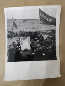 纪录历史的老照片 1970年   开挖新汴河  治理沱河工程胜利竣工  15x11.5cm