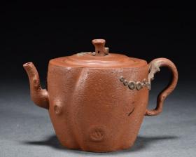 旧藏·紫砂松树纹茶壶