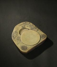旧藏紫袍玉带砚：鸟语花香