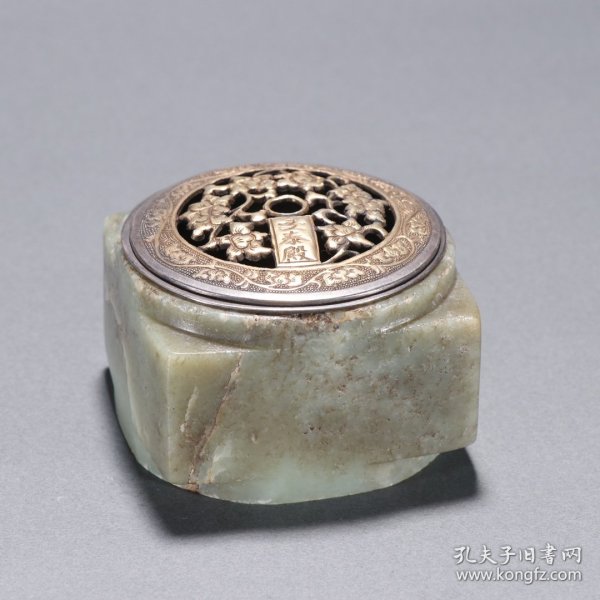 旧藏 河磨玉玉琮