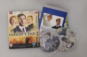 一战往事/队列之末 Parade's End   苏珊娜·怀特 / 本尼迪克特·康伯巴奇 / 丽贝卡·豪尔 / 阿德莱德·克莱蒙丝   全新DVD碟片收藏版D9+D5